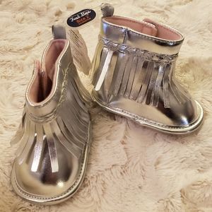 2 for $15 🆕️ Metallic Silver Moccasin Crib Shoes
